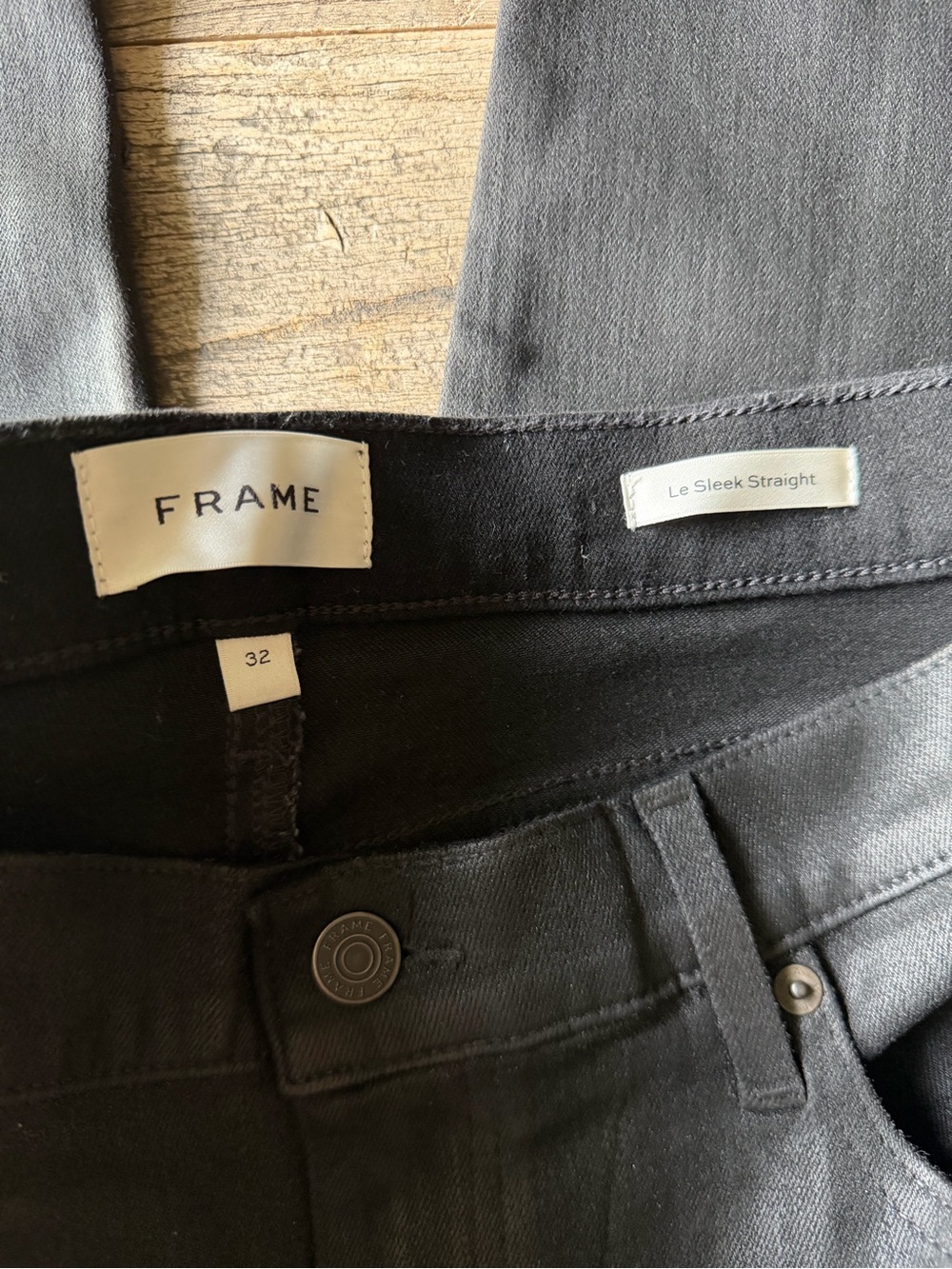 Frame Denim Le Sleek Straight Women’s Jeans - Waxed Black - Picture 3 of 8